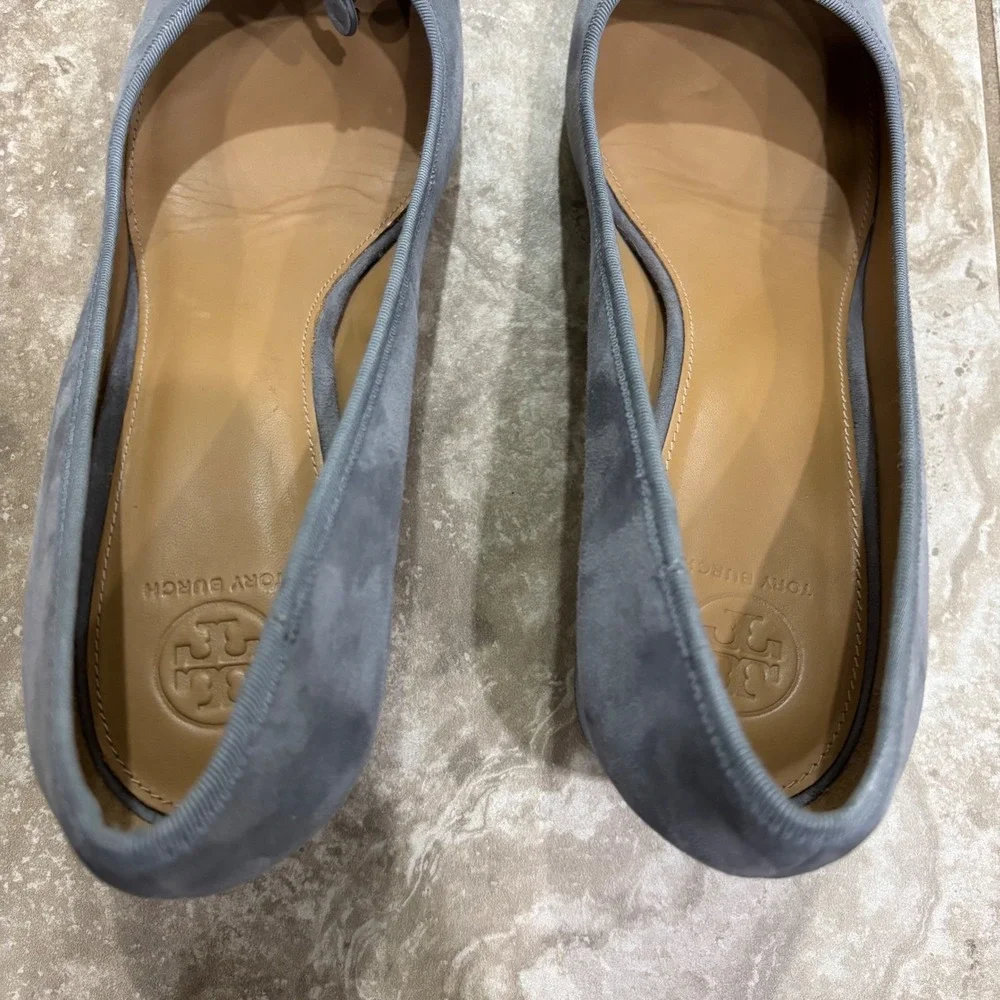 Tory Burch Laila Driver Pumps Gray Suede Gold Logo Block‎ Heel Round Toe sz 11